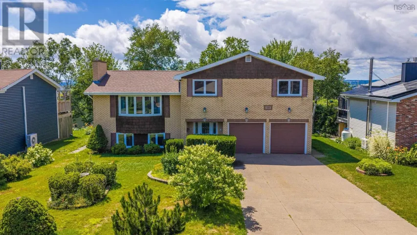 19 Bayswater Road, Dartmouth, Nova Scotia B2W4H2