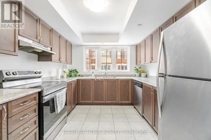 397 - 45 ICY NOTE PATH, Oshawa (Windfields), Ontario L1L0L1