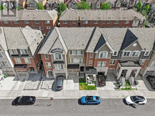 11 FUSILIER DRIVE, Toronto (Clairlea-Birchmount), Ontario M1L0J4