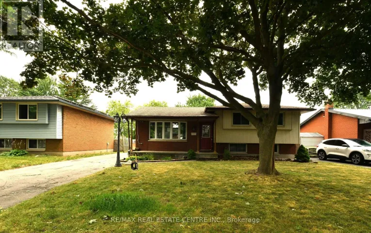 37 EBURY CRESCENT, London South (South S), Ontario N6C3E1