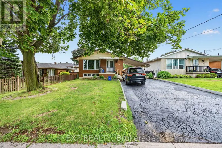 LOWER - 847 UPPER OTTAWA STREET, Hamilton (Lisgar), Ontario L8T3V4