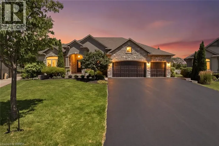 14 ELLINGTON Place, Brantford, Ontario N3T0H5