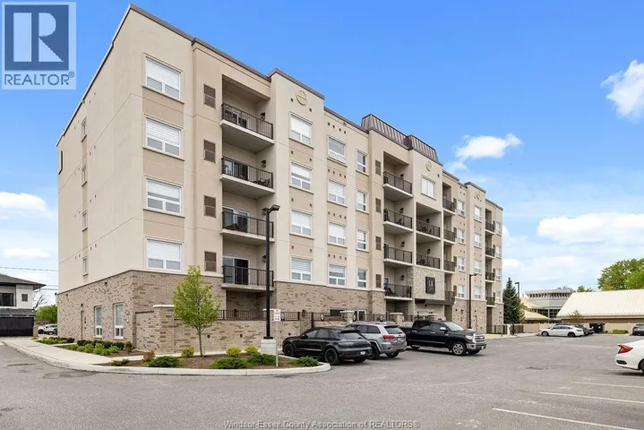 1740 SPRUCEWOOD Unit# 203, LaSalle, Ontario N9J0E6