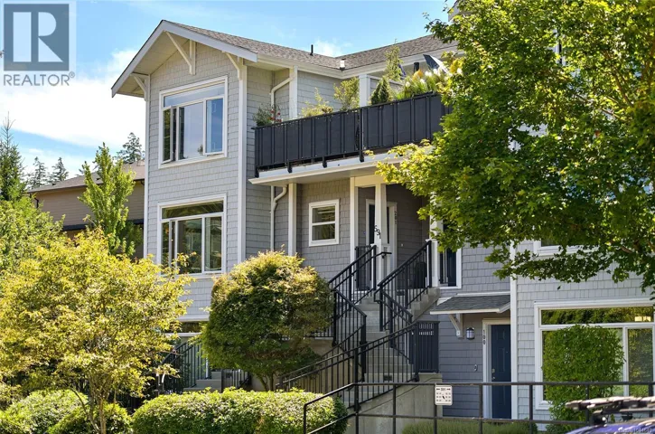 201 591 Latoria Rd, Langford, British Columbia V8W2T6