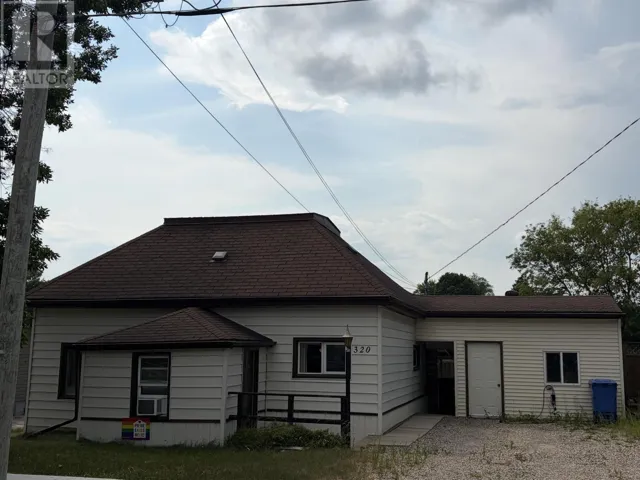 320 Tenth Street, Keewatin, Ontario P0X1C0