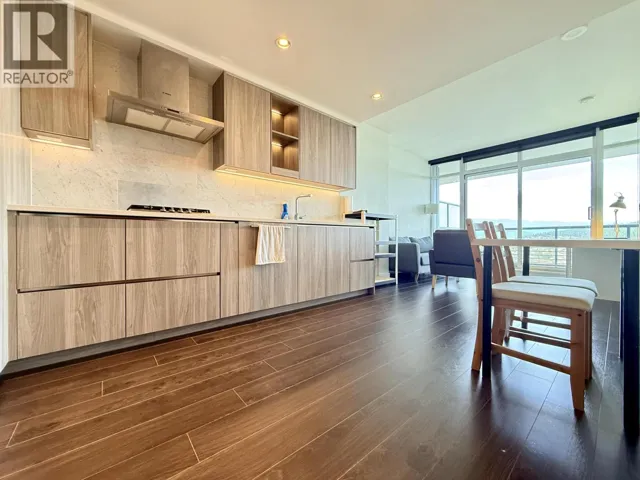 3606 4730 LOUGHEED HIGHWAY, Burnaby, British Columbia V5C0M9
