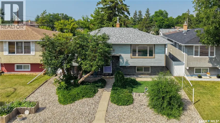 6524 Dewdney AVENUE, Regina, Saskatchewan S4T1E5