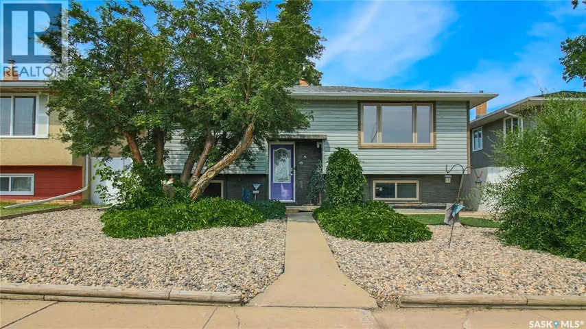 6524 Dewdney AVENUE, Regina, Saskatchewan S4T1E5