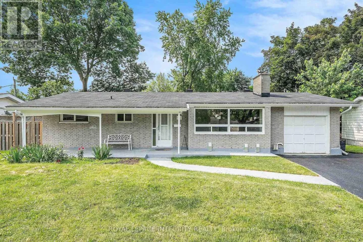 B - 58 WIGAN DRIVE, Ottawa, Ontario K2E6L1