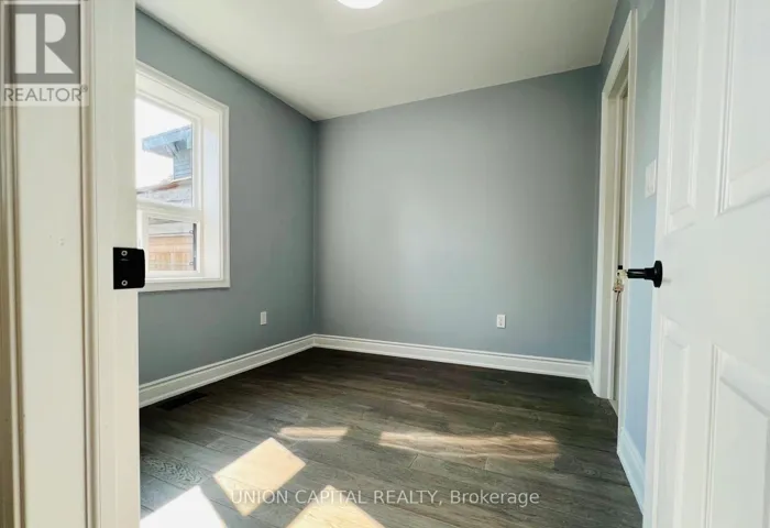 4 - 1342 WESTON ROAD, Toronto (Mount Dennis), Ontario M6M4R5