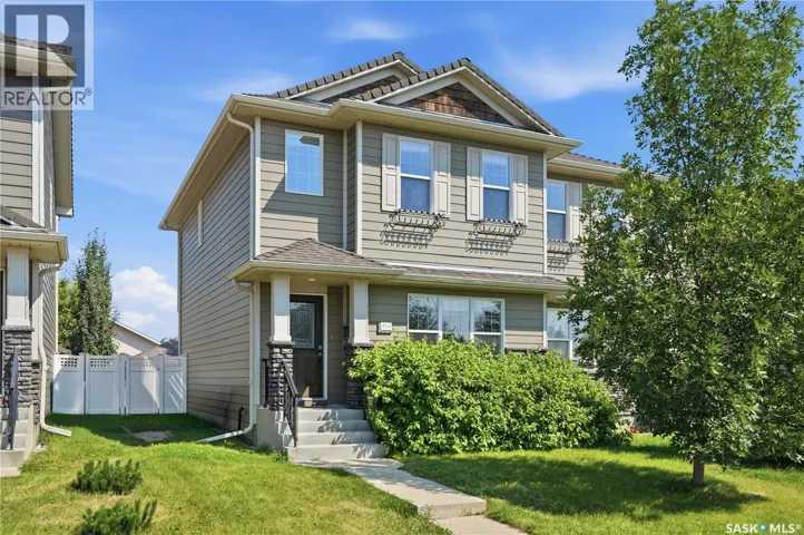 924 Stonebridge COMMON, Saskatoon, Saskatchewan S7T0N2