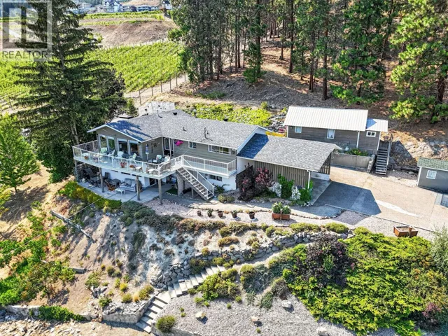 5868 MacGREGOR Road, Peachland, British Columbia V0H1X4
