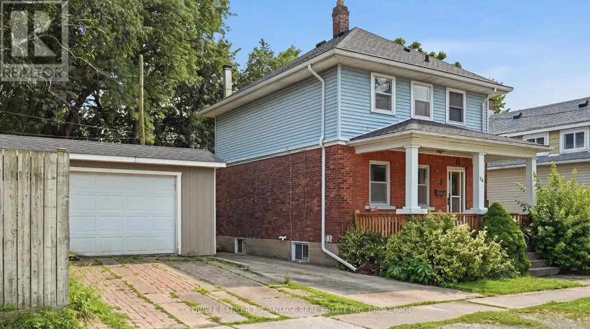 28 DACOTAH STREET, St. Catharines (Downtown), Ontario L2R1Z4
