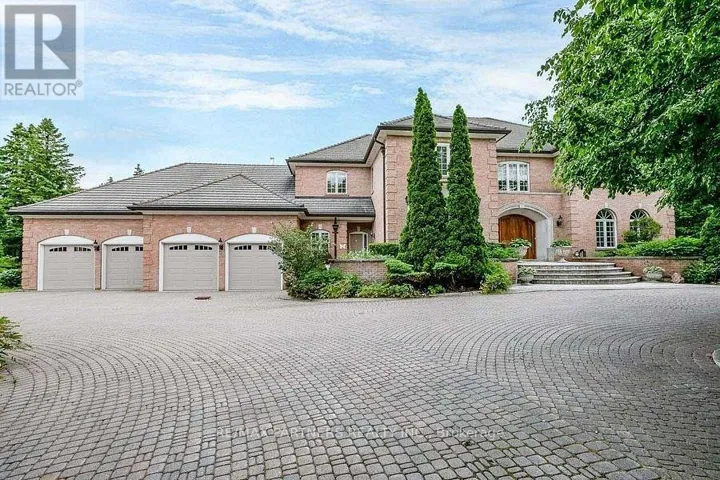 11 JARVIS AVENUE, Aurora (Aurora Estates), Ontario L4G6W8