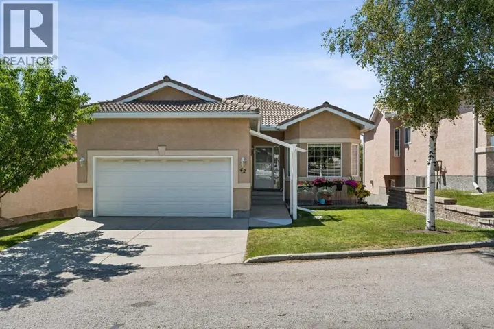 42 Scimitar Circle NW, Calgary, Alberta T3L2C8