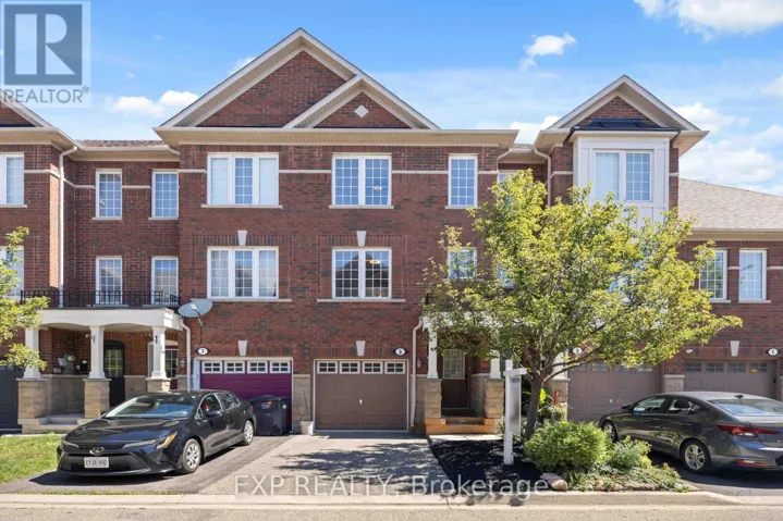 5 GARDEN PARK LANE, Brampton (Downtown Brampton), Ontario L6X0H1