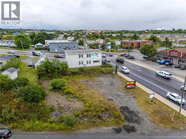 33 Loch Lomond Road, Saint John, New Brunswick E2J1X4