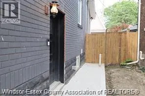 1228 DOUGALL Unit# LOWER, Windsor, Ontario N8X1R5
