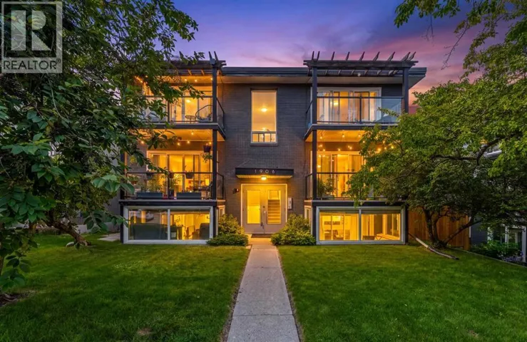 301, 1908 28 Avenue SW, Calgary, Alberta T2T1K1