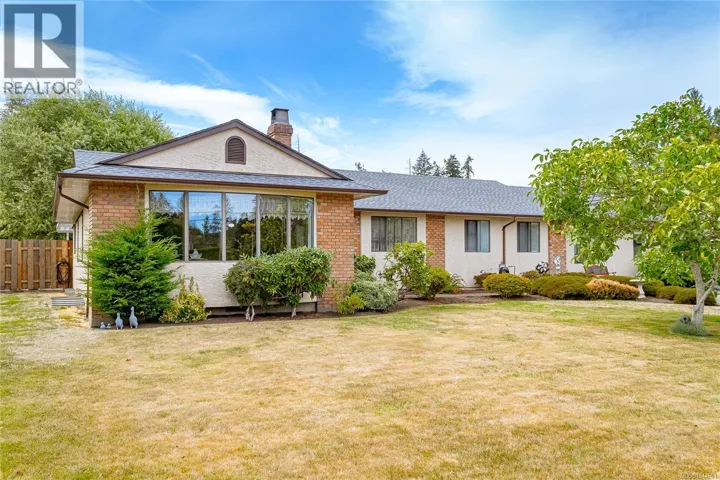 851 Breakwater Rd, French Creek, British Columbia V9P1Z8