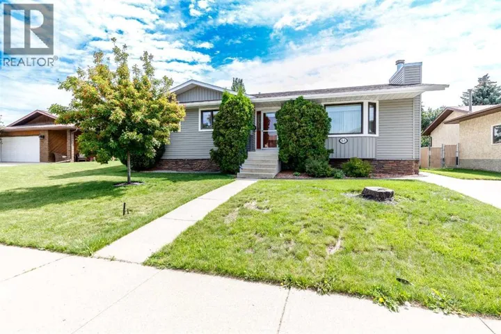 88 McCullough Cresent, Red Deer, Alberta T4R1S7
