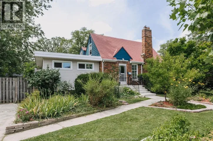2515 Windermere, Windsor, Ontario N8W2T5