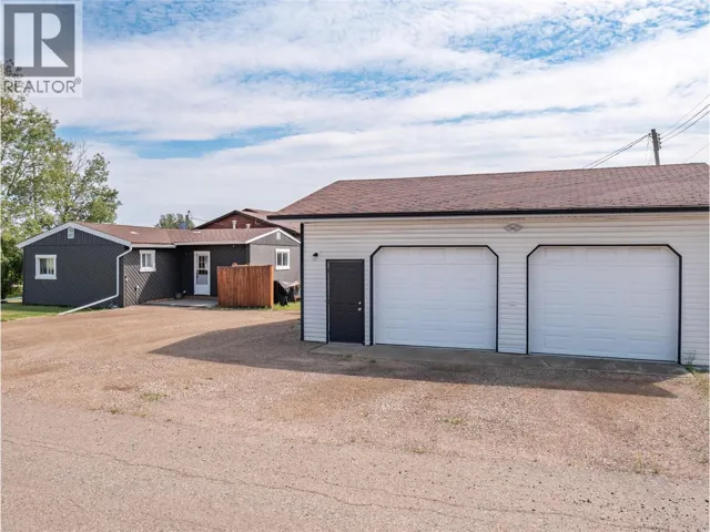 9901 2 Street, Dawson Creek, British Columbia V1G3L1