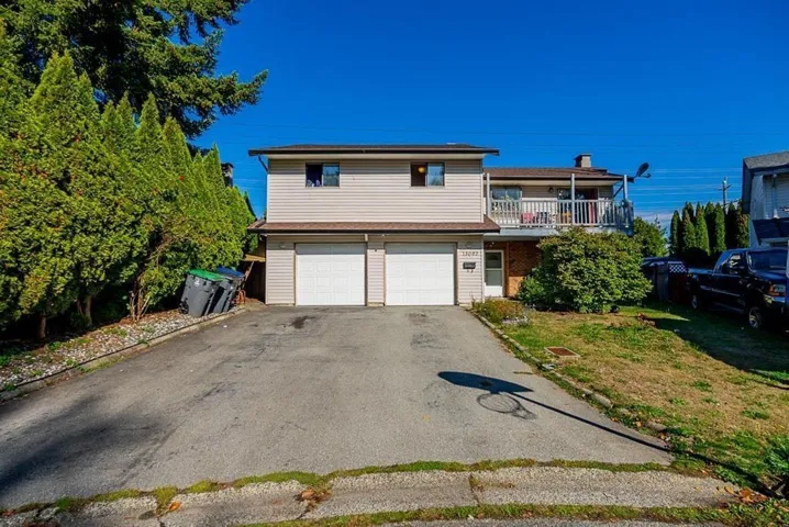 15097 95 AVENUE, Surrey, British Columbia V3R7S3