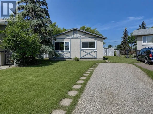 11448 97 Street, Grande Prairie, Alberta T8V3N2