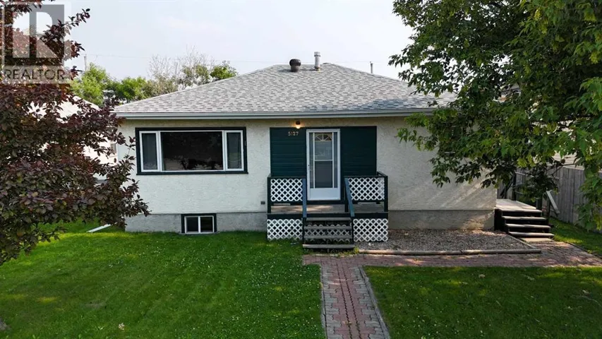 5127 6 Avenue, Edson, Alberta T7E1V6