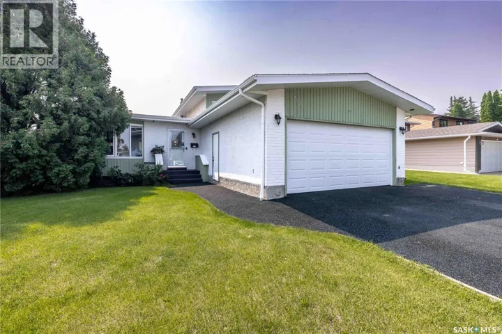 50 MANITOU COURT, Saskatoon, Saskatchewan S7K5G3