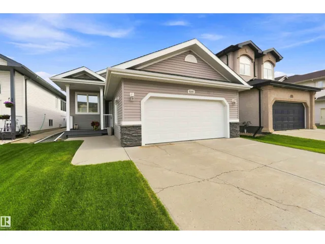 6320 166 AV NW, Edmonton, Alberta T5Y3M9