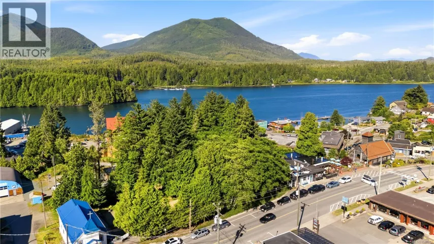 1639 Peninsula Rd, Ucluelet, British Columbia V0R3A0