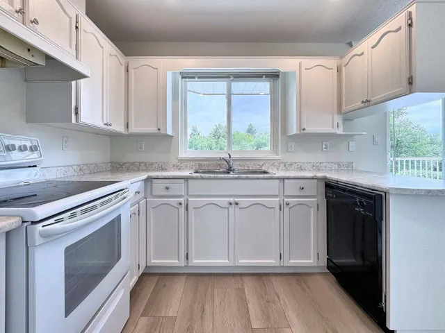 118 20600 53A AVENUE, Langley, British Columbia V3A8C2