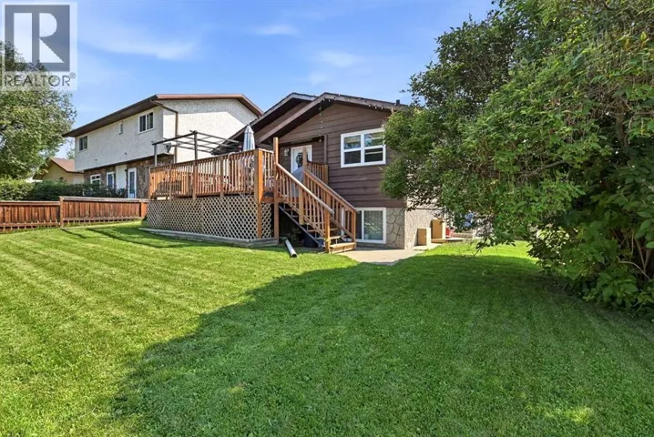 4803 47 Street, Rocky Mountain House, Alberta T4T1C3