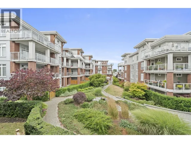206 4211 BAYVIEW STREET, Richmond, British Columbia V7E6T6