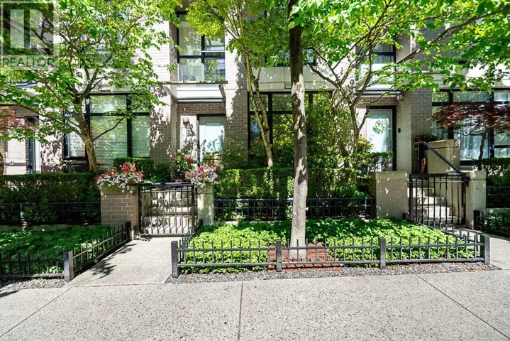 1261 RICHARDS STREET, Vancouver, British Columbia V6B3G3