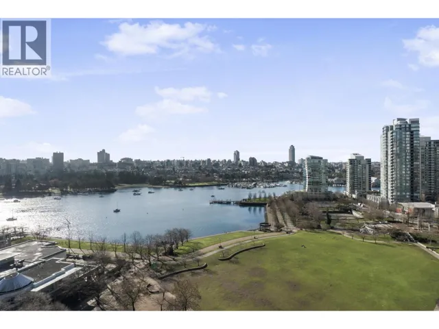 18A 199 DRAKE STREET, Vancouver, British Columbia V6Z2T9