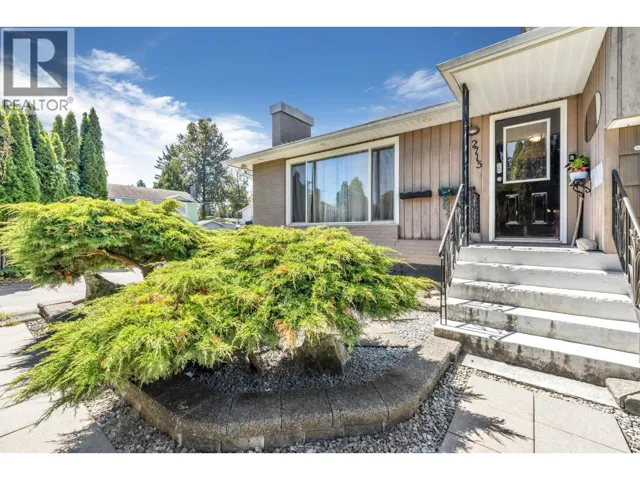 2715 COAST MERIDIAN ROAD, Port Coquitlam, British Columbia V3B3M6