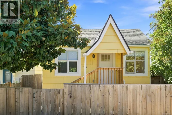 121 Pine St, Nanaimo, British Columbia V9R2B4
