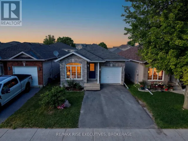 2030 SWANFIELD STREET, Kingston (East Gardiners Rd), Ontario K7M0A7