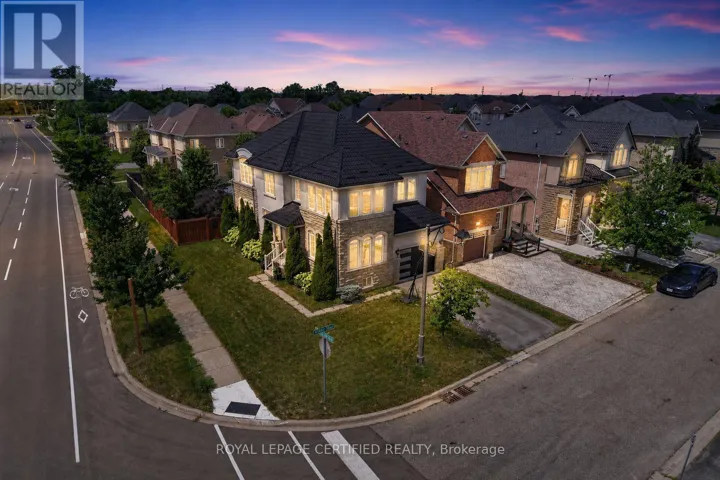 2561 GRAND OAK TRAIL, Oakville (WM Westmount), Ontario L6M0R4