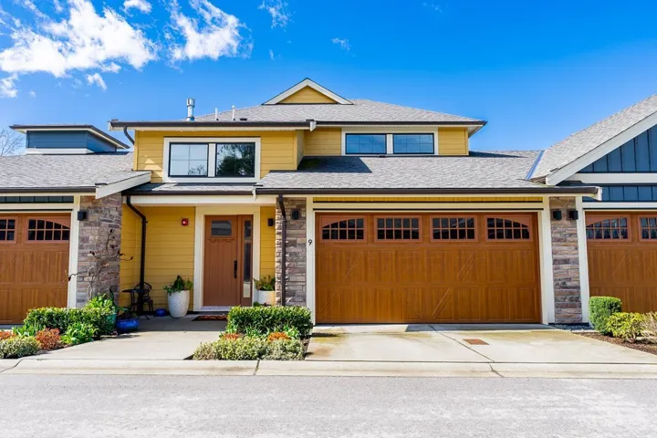 9 4750 228 STREET, Langley, British Columbia V2Z0A9
