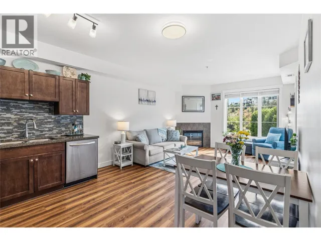 1875 Country Club Drive Unit# 1405, Kelowna, British Columbia V1V2W7