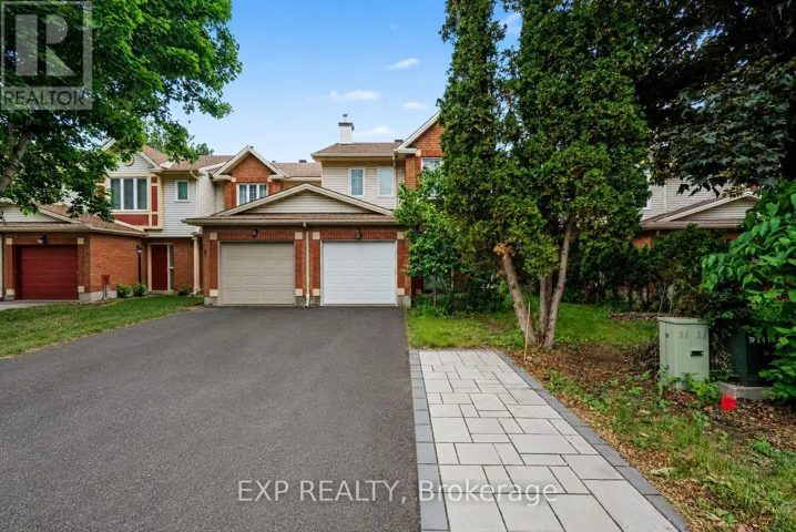 11 LONGSHIRE CIRCLE, Ottawa, Ontario K2J4K7