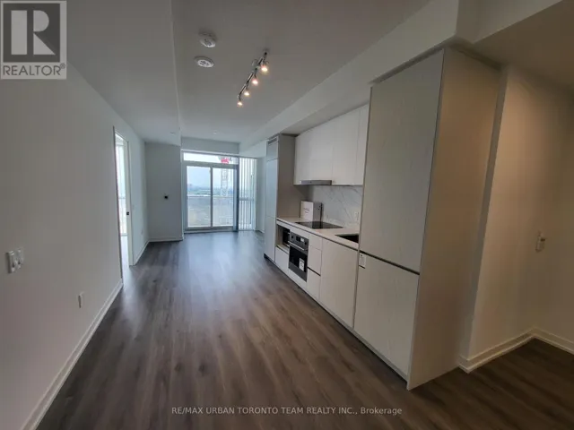 1110 - 28 INTERCHANGE WAY, Vaughan (Vaughan Corporate Centre), Ontario L4K0P8