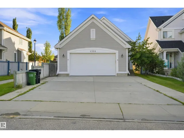 1328 80 ST SW, Edmonton, Alberta T6X1H4