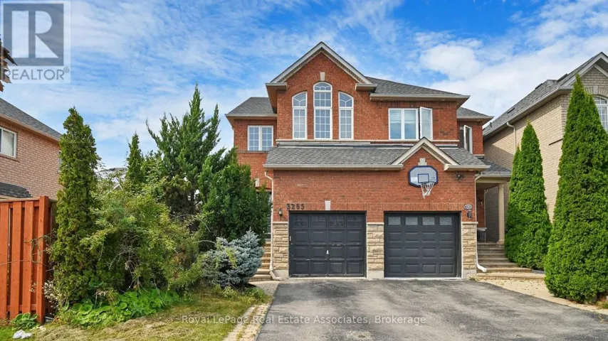 UPPER - 3285 APRICOT STREET, Mississauga (Lisgar), Ontario L5N8B1