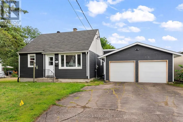 311 JULIEN STREET, Pembroke, Ontario K8A3P6