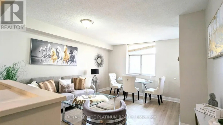 704 - 3559 EGLINTON AVENUE W, Toronto (Mount Dennis), Ontario M6M5C6
